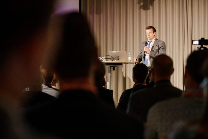 Medical authority values the consistency of health economic evaluations