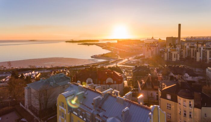 Risk-Sharing Agreements in Finland